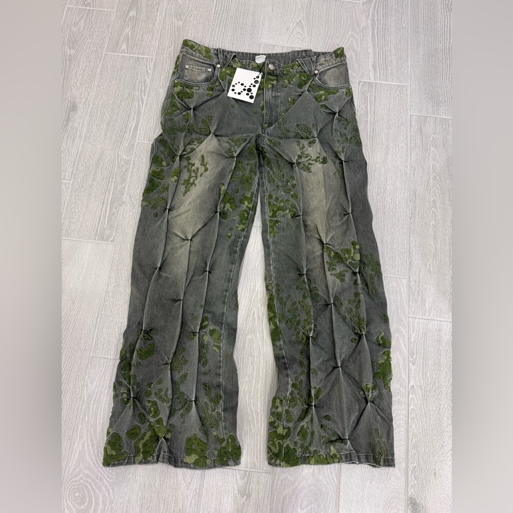 BAD SON Moss Overgrowth Green Floral Embroidered Jeans Unisex Size 2XL NWT